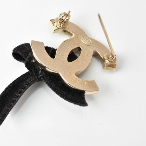CHANEL brooch pin here mark ribbon motif gold black - Picture 4 of 5